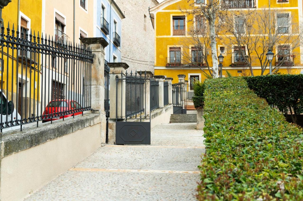 La Puerta Del Salvador Apartamento Casco Historico Cuenca  Exterior foto